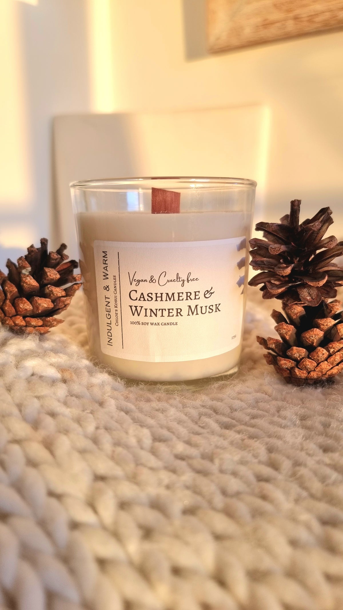 275g Cashmere & Winter Musk Soy Wax Candle